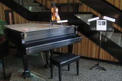 reception piano