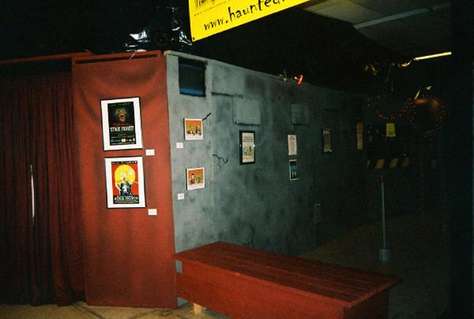 haunt wall corner 2003