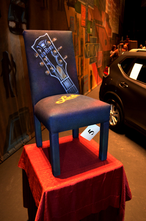 BB chair fr auction