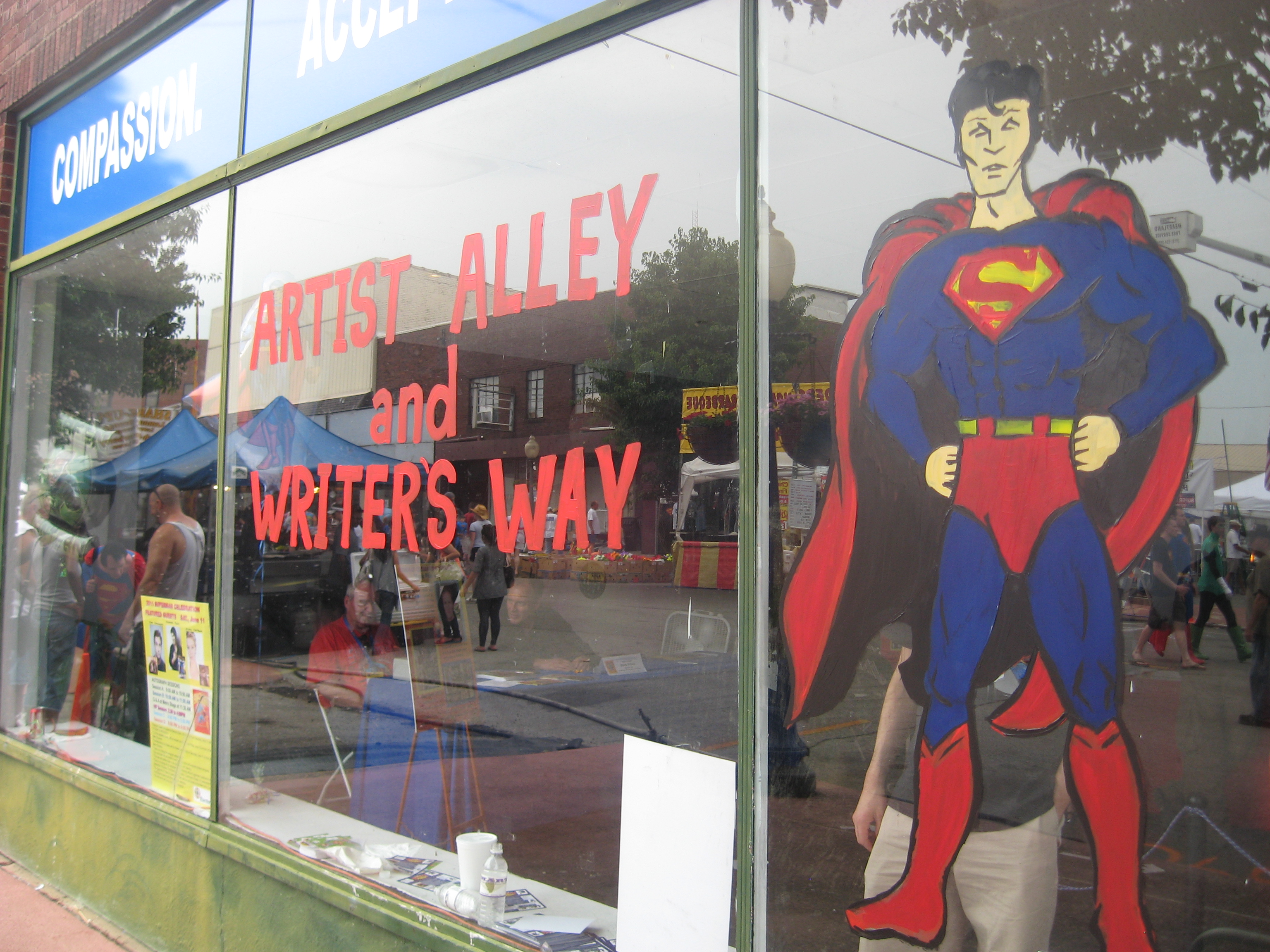 Super-sightings! Metropolis pt3…Artists Alley/Writers Way and Market Street